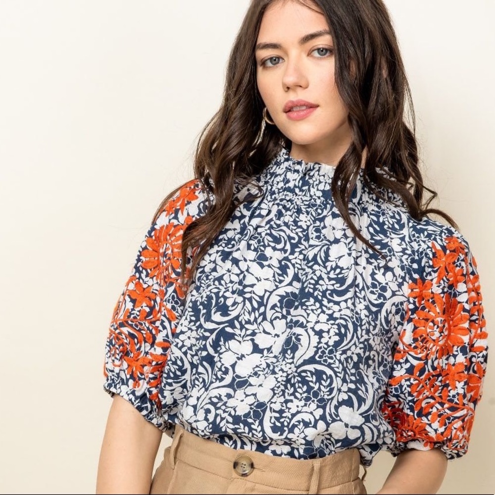 NWT Anthropologie THML Puff Sleeve Embroidered Top